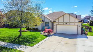 35452 Saint Clair Drive, New Baltimore, MI 48047