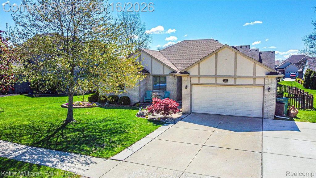 35452 Saint Clair Drive, New Baltimore, MI 48047