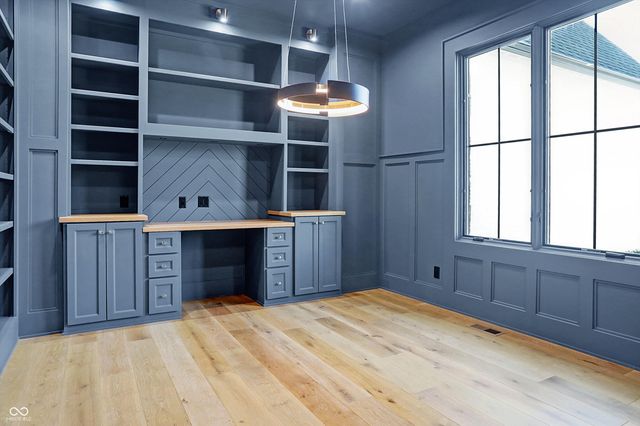15876 Oak Park, Westfield, IN 46074