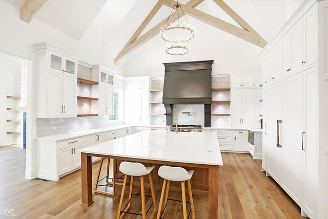 15876 Oak Park, Westfield, IN 46074
