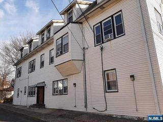 72 Hazelton Street, Ridgefield Park, NJ 07660