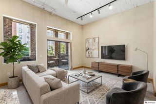 902 Dodge Street # 203, Omaha, NE 68102