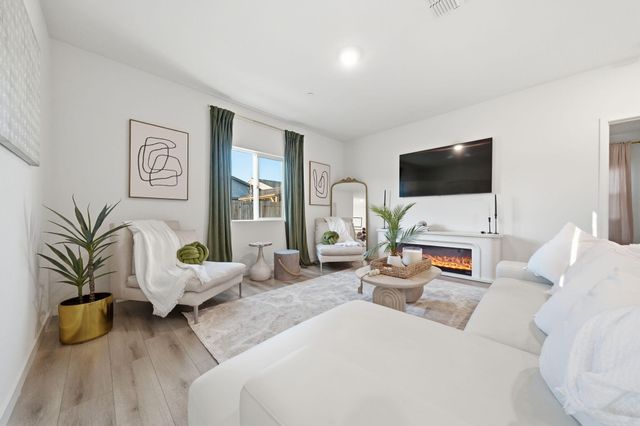 3063 Sebring Avenue, Redding, CA 96002