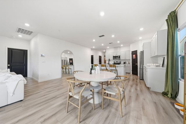 3063 Sebring Avenue, Redding, CA 96002