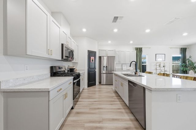 3063 Sebring Avenue, Redding, CA 96002