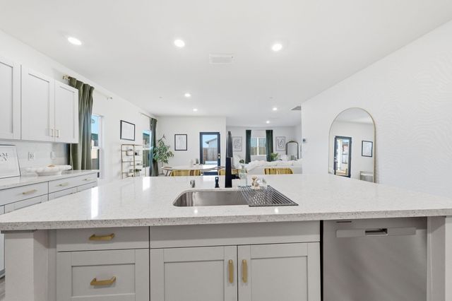 3063 Sebring Avenue, Redding, CA 96002