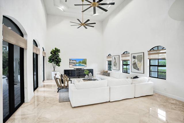 11600 NW 8th Street, Plantation, FL 33325