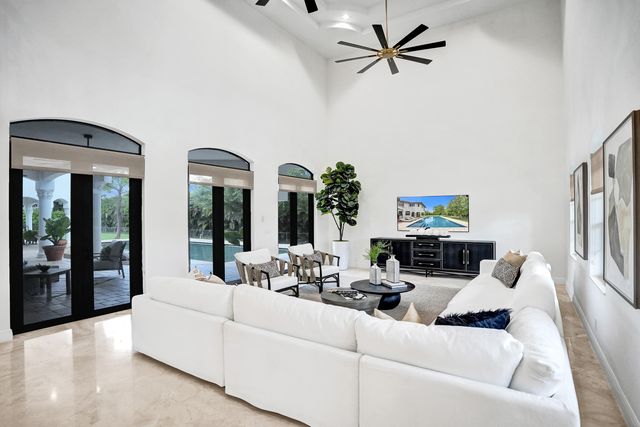 11600 NW 8th Street, Plantation, FL 33325