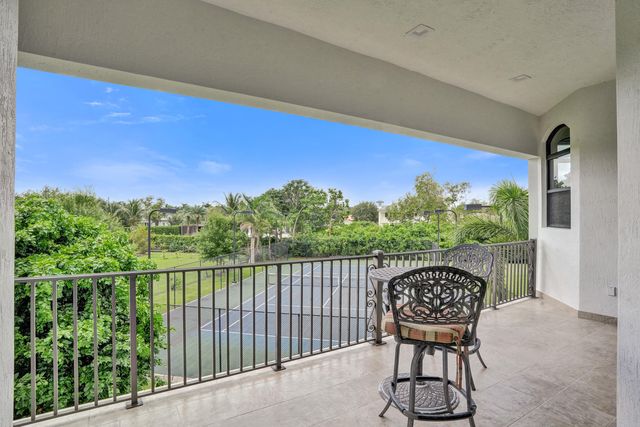 11600 NW 8th Street, Plantation, FL 33325