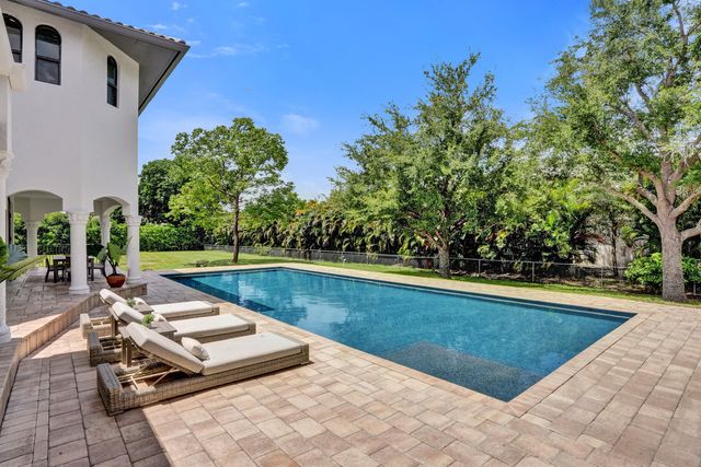 11600 NW 8th Street, Plantation, FL 33325