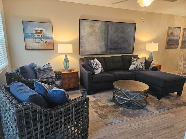 1100 Ponce De Leon Circle N 104, Vero Beach, FL 32960