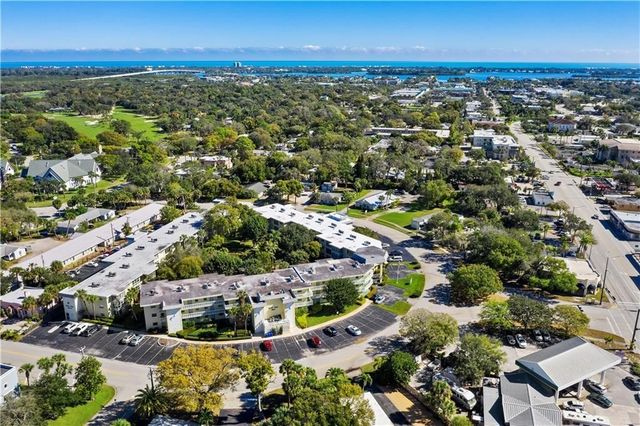 1100 Ponce De Leon Circle N 104, Vero Beach, FL 32960