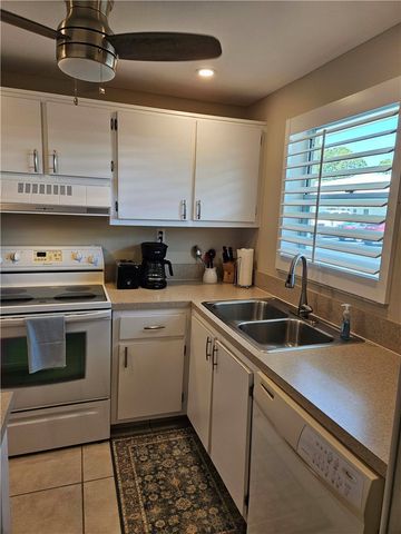 1100 Ponce De Leon Circle N 104, Vero Beach, FL 32960