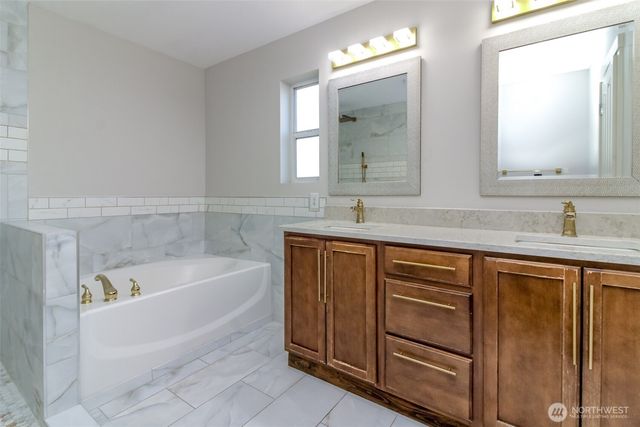 4820 O Court NE, Auburn, WA 98002