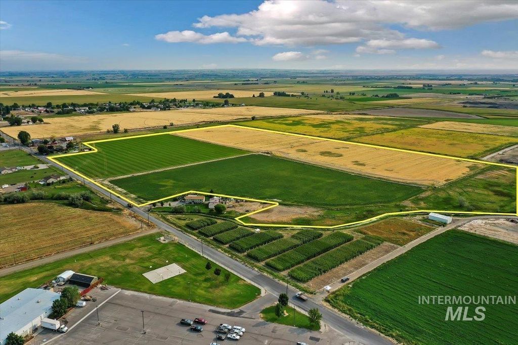3940 N 2300 E, Filer, ID 83328 photo 2