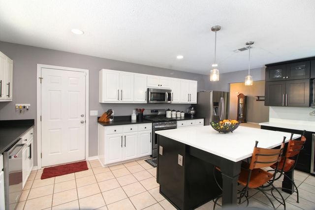 7255 Australian Street, Navarre, FL 32566