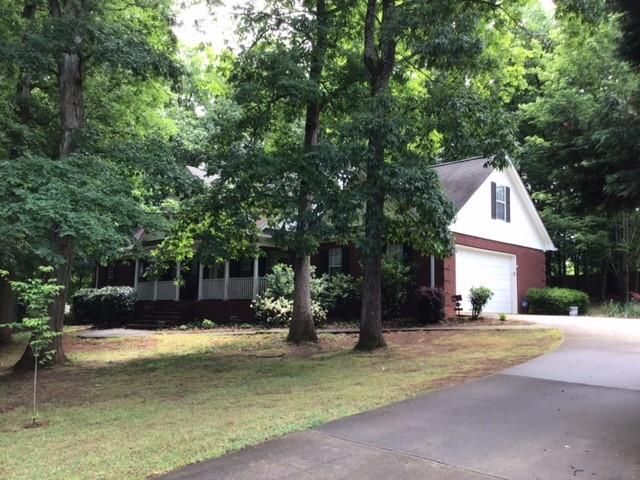 198 Rowan Drive, Mcdonough, GA 30252