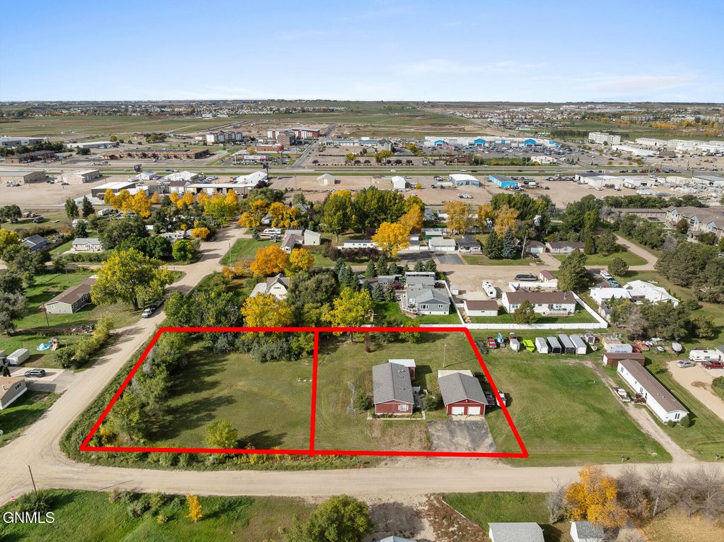 3817 2nd Avenue E, Williston, ND 58801 photo 4