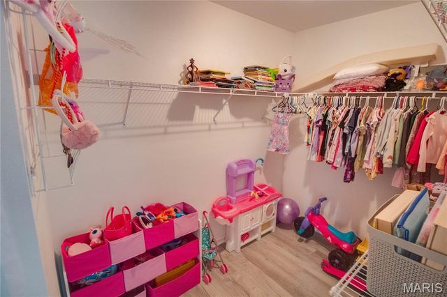 2190 Morning Star Drive, Alton, IL 62002