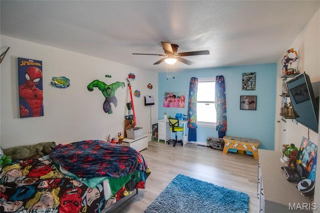 2190 Morning Star Drive, Alton, IL 62002