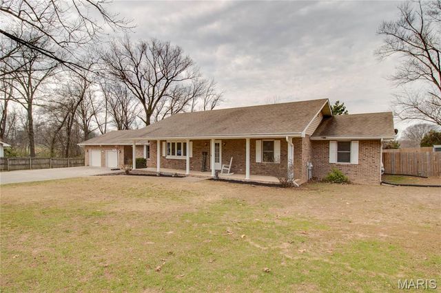 2190 Morning Star Drive, Alton, IL 62002