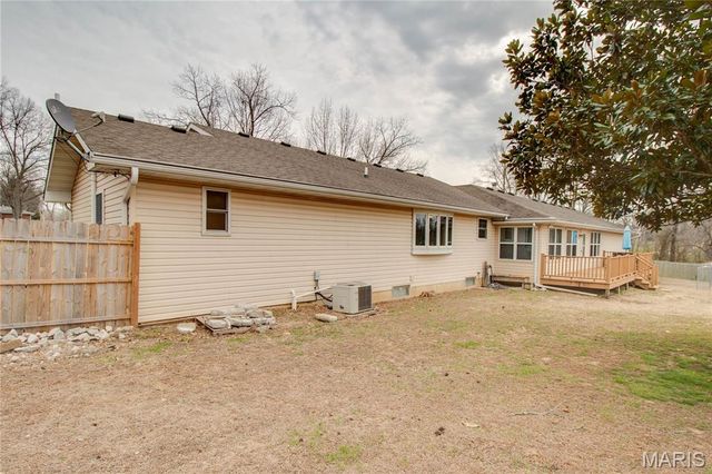 2190 Morning Star Drive, Alton, IL 62002