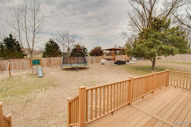 2190 Morning Star Drive, Alton, IL 62002