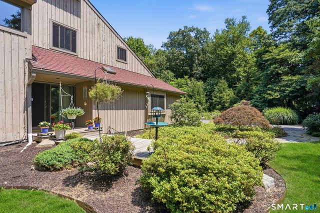 11 Fire Hill Lane, Redding, CT 06896