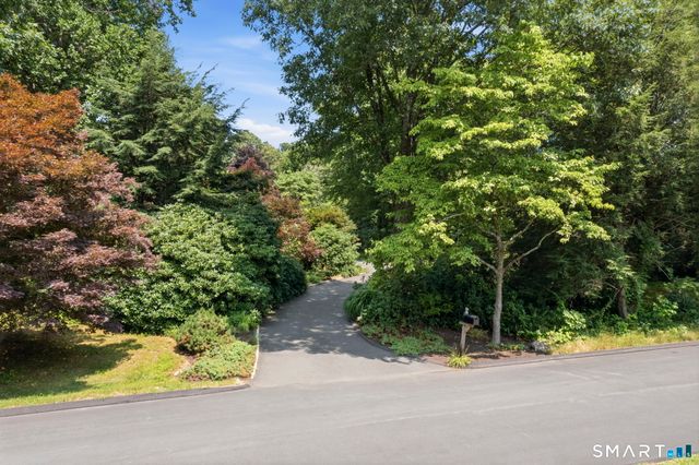 11 Fire Hill Lane, Redding, CT 06896