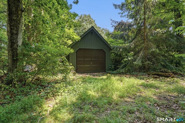 11 Fire Hill Lane, Redding, CT 06896