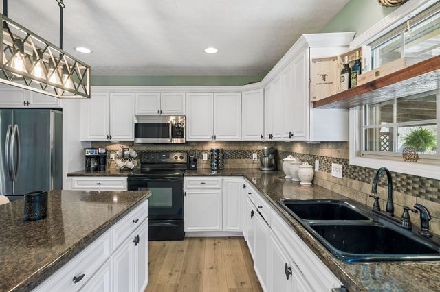 458 Kyson Cir, Lafayette, TN 37083