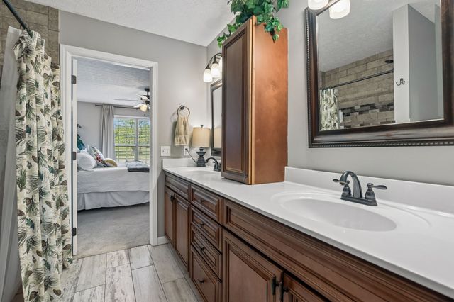 458 Kyson Cir, Lafayette, TN 37083