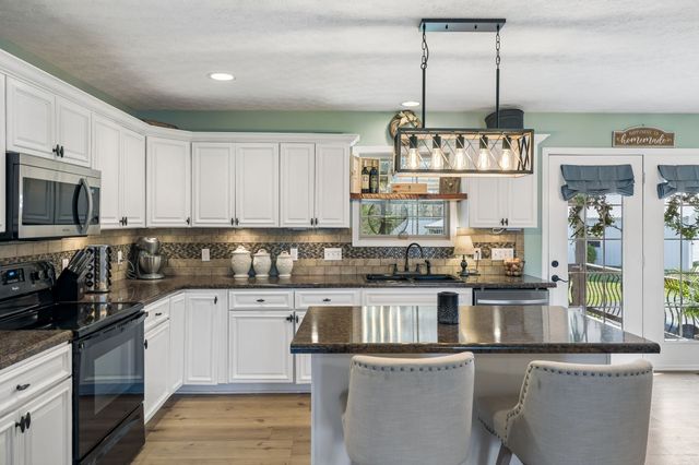 458 Kyson Cir, Lafayette, TN 37083