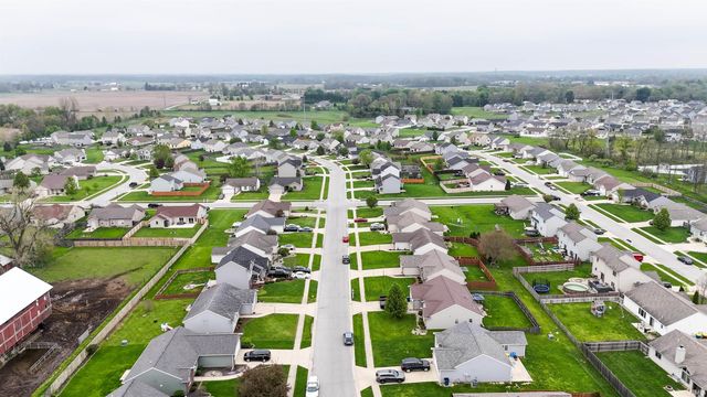15001 Towne Gardens Drive, Huntertown, IN 46748