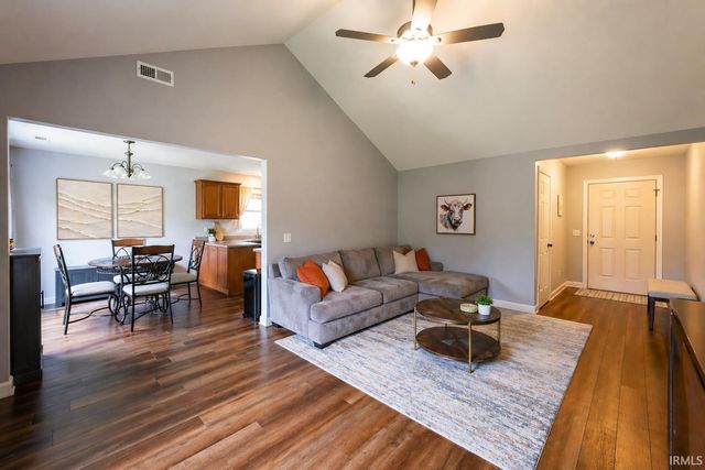 15001 Towne Gardens Drive, Huntertown, IN 46748