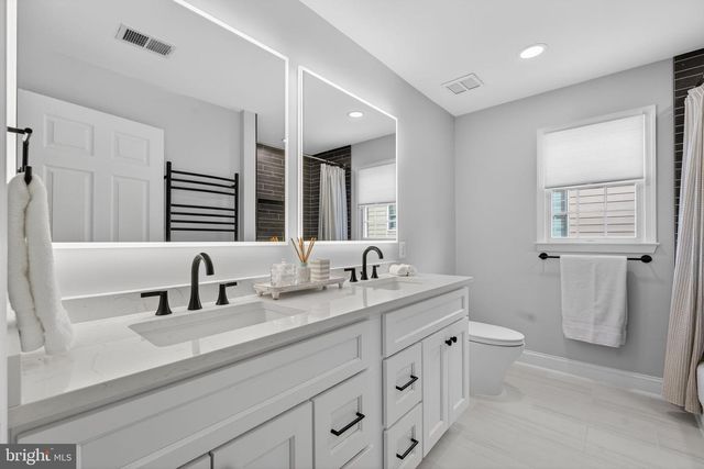 19873 BETHPAGE CT, Ashburn, VA 20147