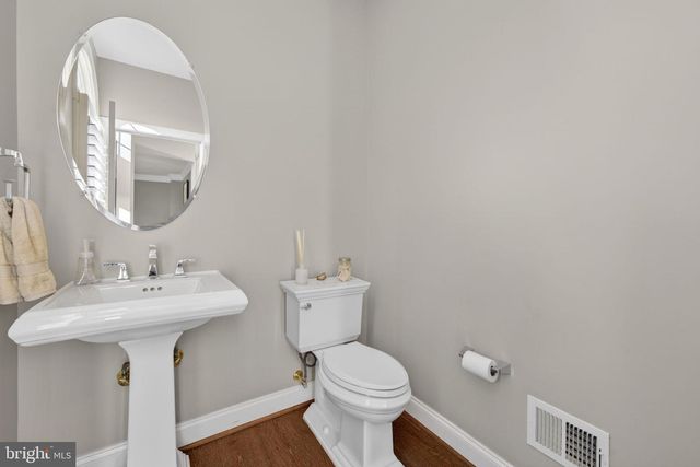 19873 BETHPAGE CT, Ashburn, VA 20147