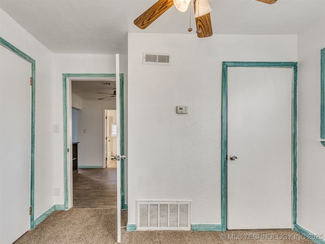 4214 S 24th West Avenue, Tulsa, OK 74107