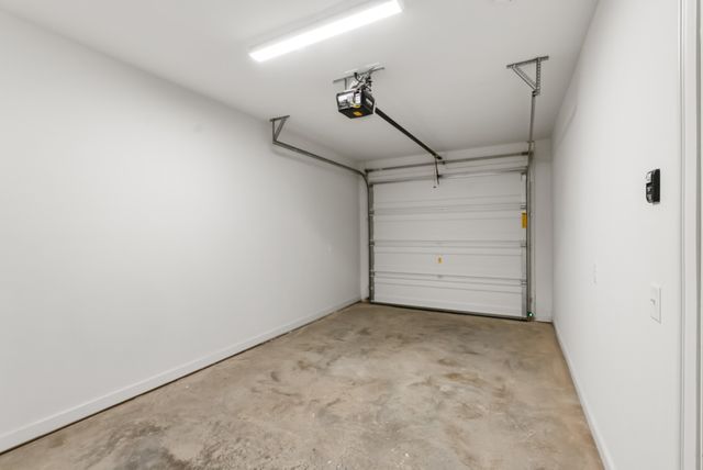 1125 Sage St, Thompsons Station, TN 37179