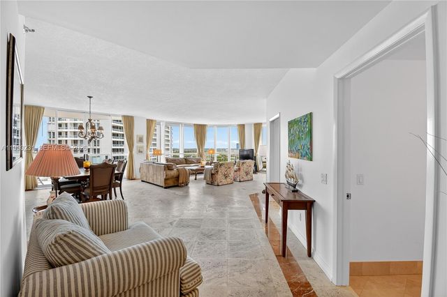 21150 Point Place 1505, Aventura, FL 33180