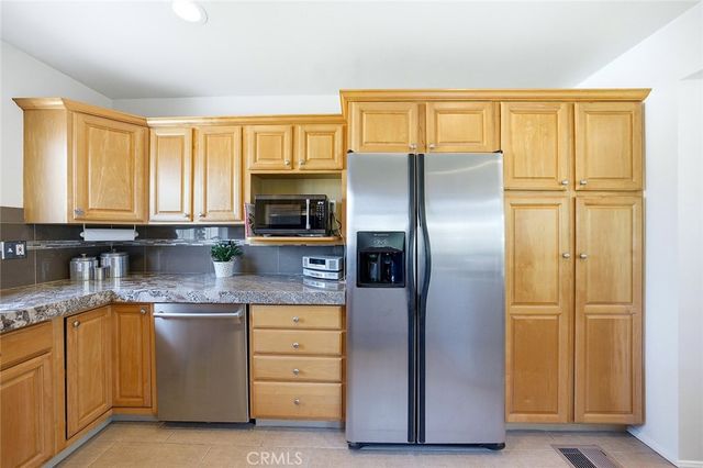 6128 E Conant, Long Beach, CA 90808