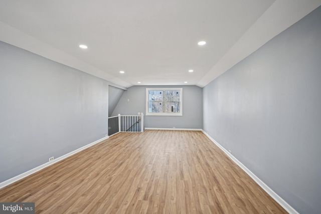 213 WHITE AVE, Marcus Hook, PA 19061