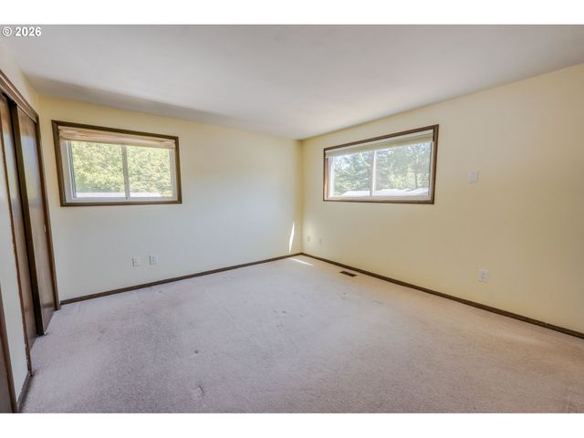 20775 Sw VIENNA Dr, Beaverton, OR 97078