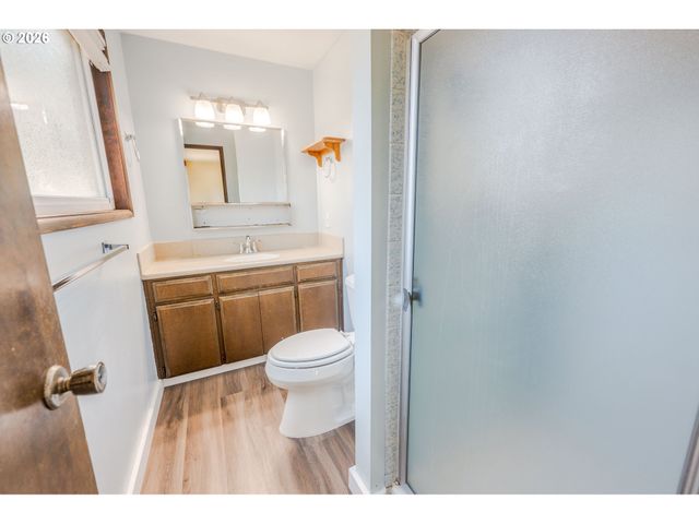 20775 Sw VIENNA Dr, Beaverton, OR 97078