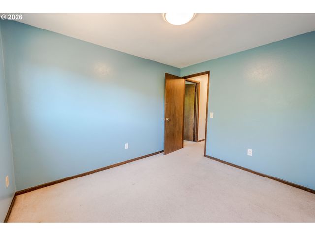 20775 Sw VIENNA Dr, Beaverton, OR 97078