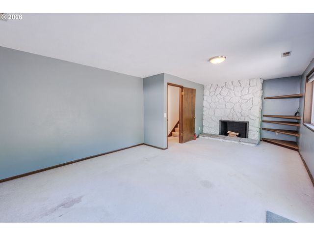 20775 Sw VIENNA Dr, Beaverton, OR 97078