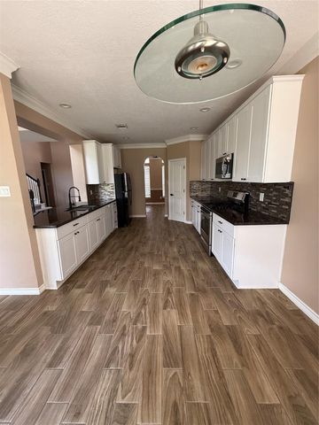 11902 Miramar Shores Drive, Houston, TX 77065