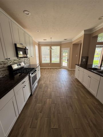 11902 Miramar Shores Drive, Houston, TX 77065