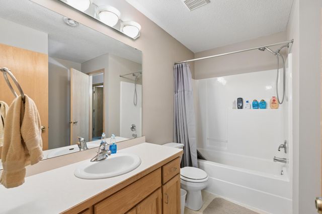 8362 Parkview Avenue NE, Otsego, MN 55330