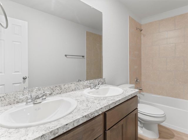 312 N Orange Street, Sweeny, TX 77480